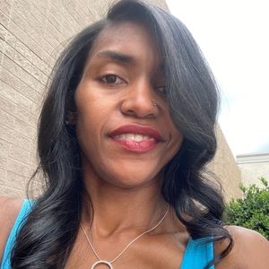 Meet your Posher, Jene